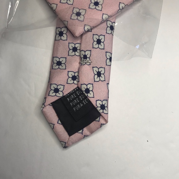 CANTUCCI 100% SILK TIE NWT - Picture 4 of 4
